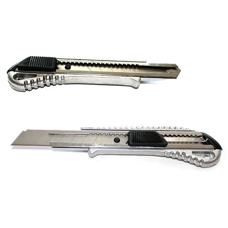 VAGO- TOOLS 1 St Druckguss Alu Cuttermesser 18mm Universalmesser Cutter Teppichmesser 1 VAGO- TOOLS 1 St Druckguss Alu Cuttermesser 18mm Universalmesser Cutter Teppichmesser