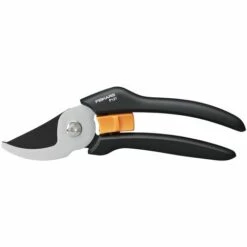 FISKARS® Solid™ Bypass-Gartenschere P121
