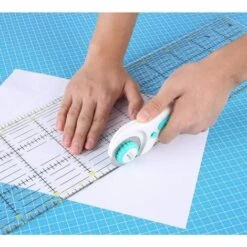 FEMOR A2 Schneidematte Set, Inkl. Rollschneider, 5 Ersatzklinge, Stoffklammer, Stecknadeln, Patchwork-Lineal, Nähzubehör Für DIY Handarbeit -Angebote Schneidwerkzeug Store 64513014 5