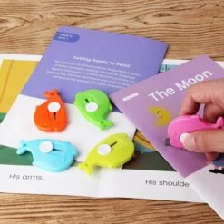 ILOVEMILAN 12 Stück Whale Shape Mini Einziehbares Allzweckmesser Box Cutter Brieföffner, Splice-Messer Aus Legiertem Stahl Mit Schlüsselanhänger-Loch (zufällige Farbe) -Angebote Schneidwerkzeug Store 65948222 4