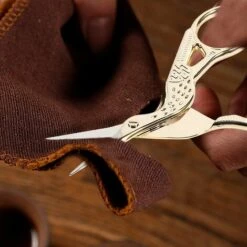 ECHOO Stickereischere, Vintage-Edelstahl-Stickerei-Storch-Kran-Schere, Nähwerkzeuge Mit Scharfer Spitze Für Den Täglichen Gebrauch Des Schneiders (Gold) -Angebote Schneidwerkzeug Store 66809164 4