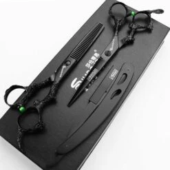 FUIENKO Sharonds 6/7/8/9 Zoll Silber Schwarz Drachen Griff Salon Friseur Schere Hohe Qualität 440c Stahl Professional Hair Schere,4PC 9 FUIENKO Sharonds 6/7/8/9 Zoll Silber Schwarz Drachen Griff Salon Friseur Schere Hohe Qualität 440c Stahl Professional Hair Schere,4PC -Angebote Schneidwerkzeug Store 67130827 5