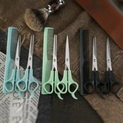 FUIENKO Friseur Schere Für Schneiden Dünne Scheren Haar Kamm Friseur Zubehör Flache Zahn Scissor Kamm 3 Stücke Set Haar Styling Werkzeuge,Ka-Green 7 FUIENKO Friseur Schere Für Schneiden Dünne Scheren Haar Kamm Friseur Zubehör Flache Zahn Scissor Kamm 3 Stücke Set Haar Styling Werkzeuge,Ka-Green -Angebote Schneidwerkzeug Store 67131378 3