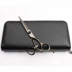 FUIENKO 6 "17,5 Cm 440C Angepasst Logo Schwarz Professionelle Barber Shop Schneiden Scheren Verdünnung Schere Haar Schere Swivel Griff C9019,C9019 Hei C 6N 8 FUIENKO 6 "17,5 Cm 440C Angepasst Logo Schwarz Professionelle Barber Shop Schneiden Scheren Verdünnung Schere Haar Schere Swivel Griff C9019,C9019 Hei C 6N -Angebote Schneidwerkzeug Store 67131557 4